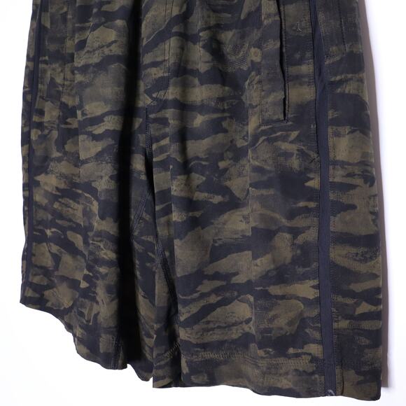 LULULEMON Pace Breaker Short 9" Military Green Black Training Active Men's M - Picture 3 of 10